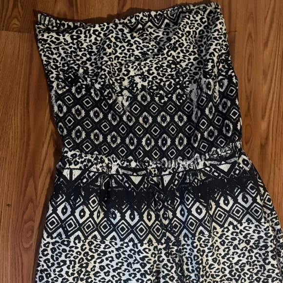 Stradivarius Gray White Abstract Aztec Patterned‎ Jumpsuit Size S Tribal Boho - Picture 4 of 7